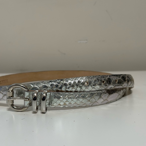 Streets Ahead Shiny Silver Skinny Snakeskin Belt Women’s Size Small